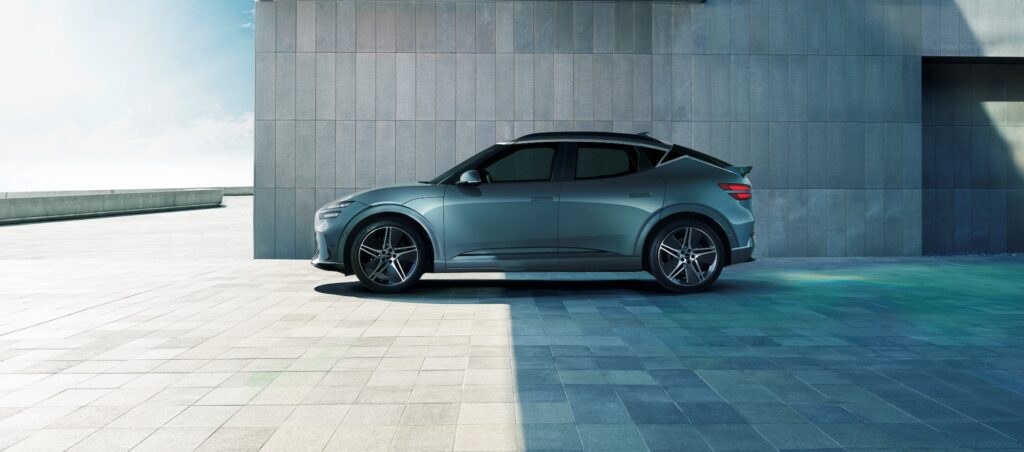 Genesis GV60: il piacere di rifarsi il look