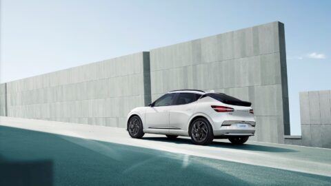 Genesis GV60 