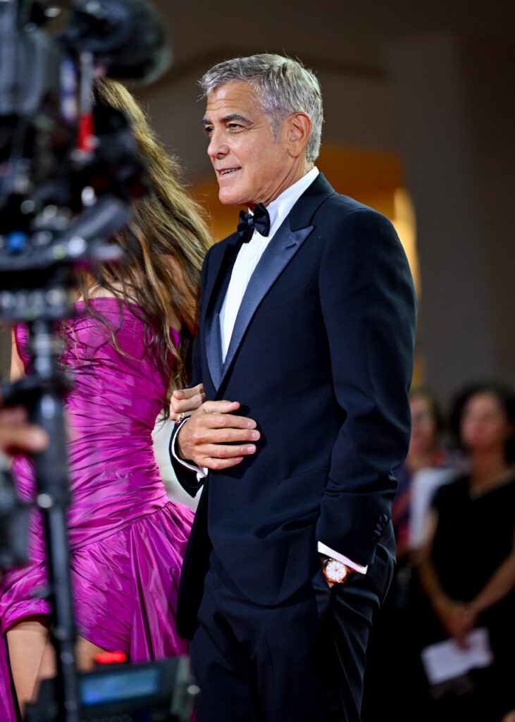George Clooney, fascino senza tempo al Festival di Venezia