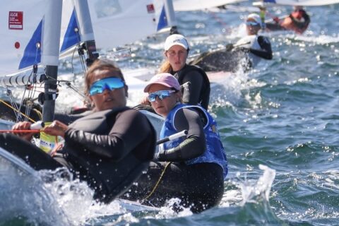 Lexus e la vela svizzera: Anja von Allmen conquista il titolo europeo U23