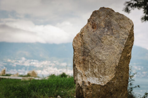 sentieri svizzeri A Piazzogna nasce un cammino meditativo che unisce natura, simboli ed esperienza sensoriale