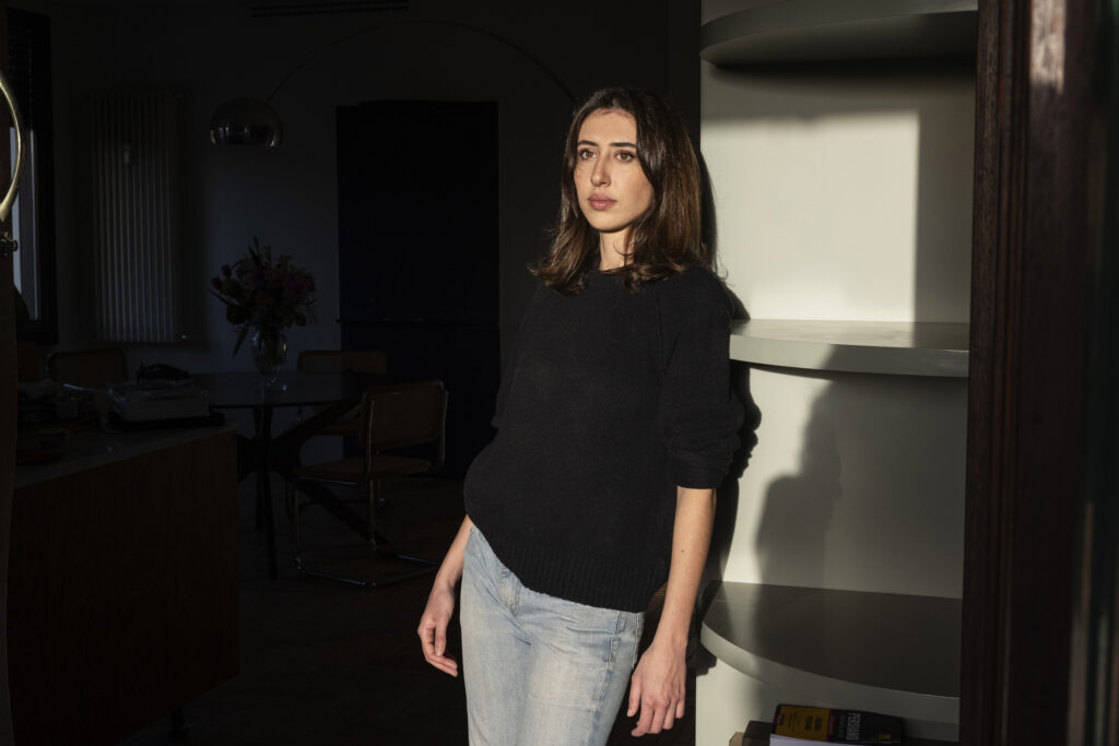 Cecilia Sala a Lugano: l’Iran raccontato attraverso la scena e la parola Cecilia Sala a Lugano: l’Iran raccontato attraverso la scena e la parola