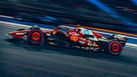 F1 GP Singapore 2025: vittoria netta di Mercedes, Ferrari ancora lontana dal podio