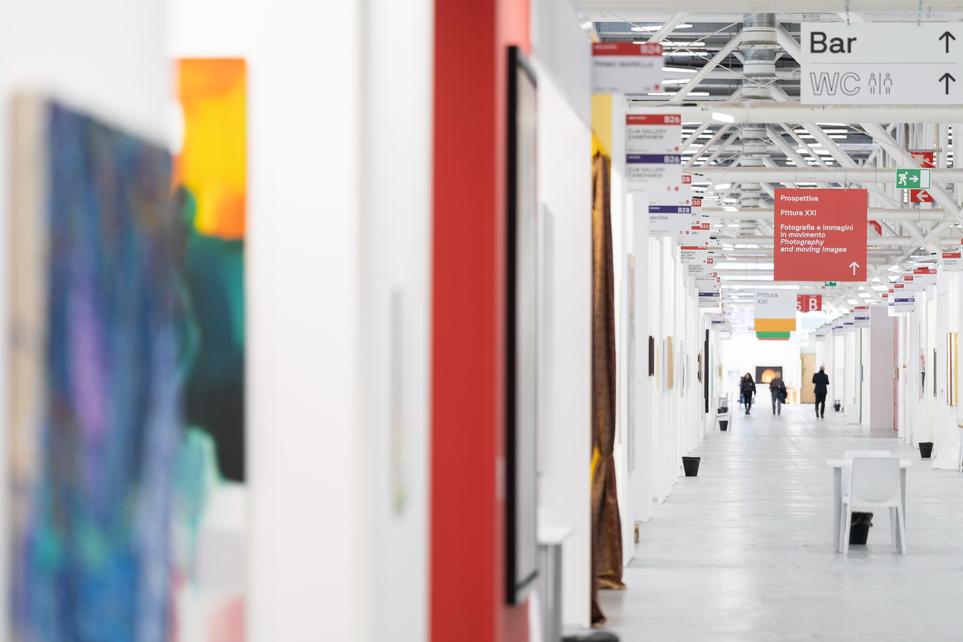 Arte Fiera 2026 apre un nuovo capitolo con 200 espositori e una direzione rinnovata