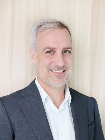 Raiffeisen Colline del Ceresio: una banca al servizio del territorio Intervista a Rolf Endriss, Presidente del Consiglio di Amministrazione