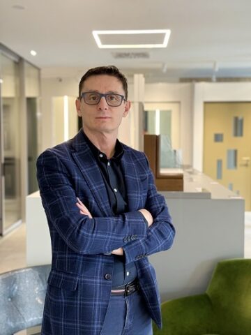 Salvatore Restuccia, fondatore e titolare di Finextra