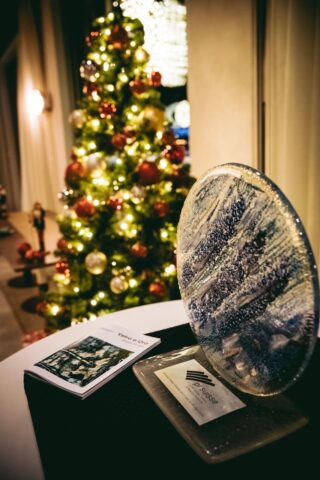 Il Premio Paolo Grandi 2025 è stato conferito allo storico Marino Viganò per il contributo alla divulgazione e al dialogo culturale tra Svizzera e Italia.