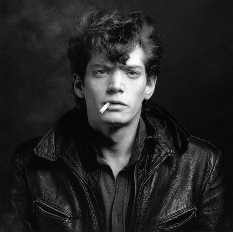 ROBERT MAPPLETHORPE a Milano: oltre 200 opere a Palazzo Reale ripercorrono la ricerca estetica e formale del fotografo americano.