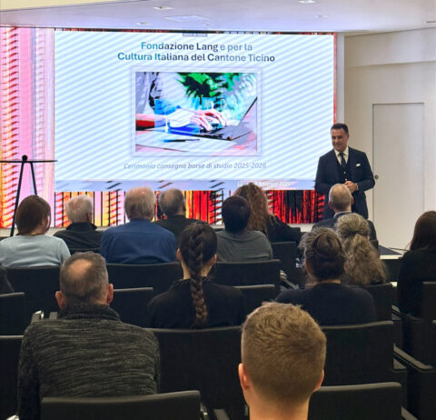 loretta.tarabini@ubs.com Consegnate a Lugano le borse di studio per la cultura 2025-2026 della Fondazione Lang: 84’500 franchi a 32 studenti ticinesi iscritti in Svizzera e in Italia.