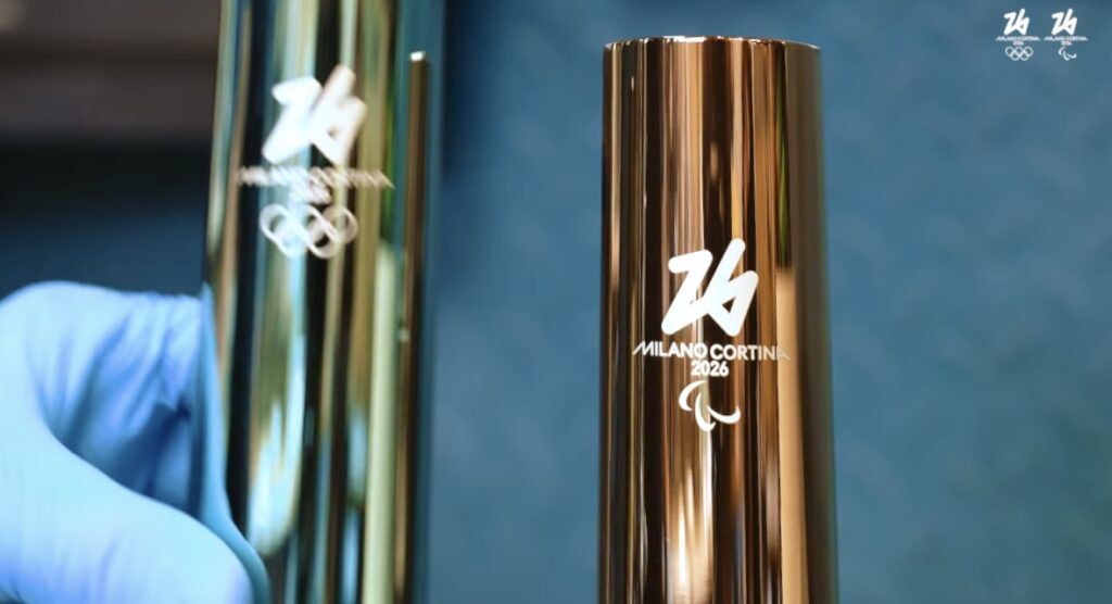 Milano-Cortina 2026: la fiaccola olimpica tra mito, tradizione, modernità e realtà industriale