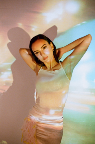 Arisa a Lugano: il ritorno al LAC tra successi e nuove sonorità Sottotitolo Dopo Sanremo e il nuovo singolo, la cantante porta in scena al LAC il suo Live Tour teatrale, tra repertorio consolidato e il nuovo album Foto Mosse Meta description Arisa a Lugano il 23 novembre 2026 al LAC: live tour,