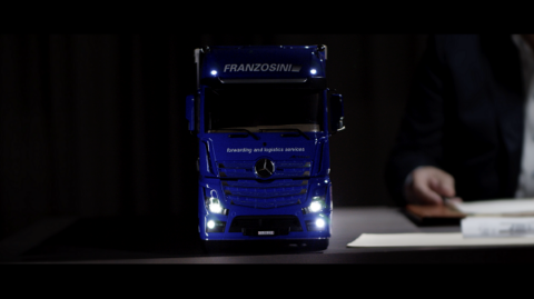 Marco Tepoorten: l’ha detto la TV
Quando uno spot esce dallo schermo ed entra nella vita quotidiana
di Marco Tepoorten
