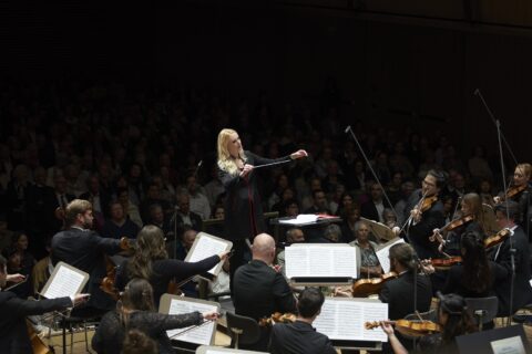 Swiss Orchestra at the LAC: Beethoven, Du Puy and the dialogue between tradition and innovation. In Lugano, the ensemble conducted by Lena-Lisa Wüstendörfer