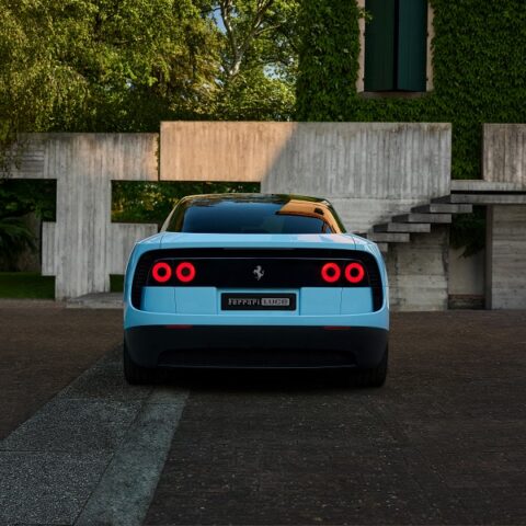 nuova Ferrari Luce
