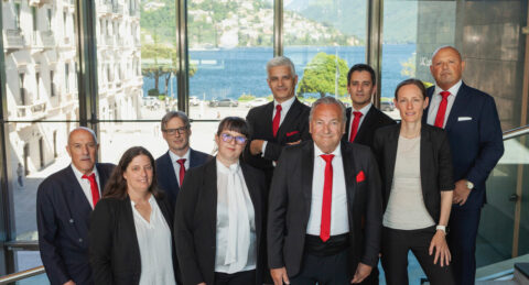 UPSA Ticino, 90 anni tra formazione e futuro: Roberto Bonfanti lascia la presidenza Oltre 160 partecipanti al LAC di Lugano per l’assemblea dell’UPSA Sezione Ticino. Dopo undici anni Roberto Bonfanti conclude il suo mandato, mentre la guida ad interim passa a Ilaria Devittori e Pasquale Ciccone in vista dell’elezione del 2027. Meta description: UPSA Ticino celebra 90 anni di attività al LAC di Lugano e saluta Roberto Bonfanti dopo 11 anni alla presidenza.
