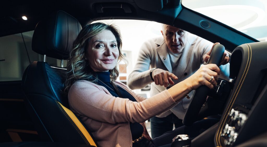 Ladies in motion e Bentley Bentayga, il Suv di lusso per eccellenza