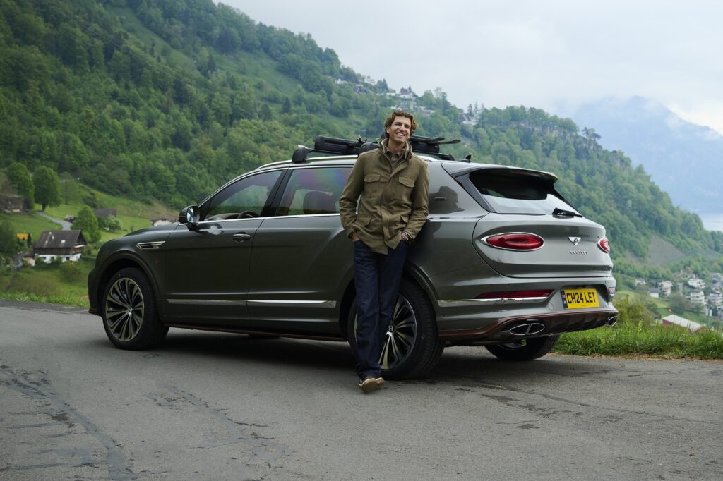 Bentley Bentayga EWB Chalet Edition: la collaborazione tra Mulliner e The Gstaad Guy ridefinisce il lusso alpino su quattro ruote