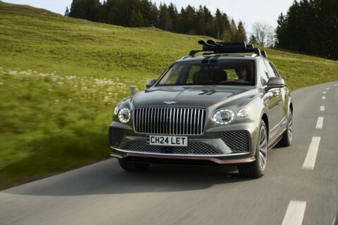 Bentley Bentayga EWB Chalet Edition: il SUV alpino di Mulliner e The Gstaad Guy