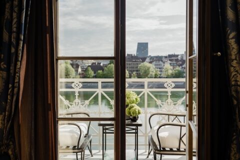 Grand Hotel Les TroisRois, il lusso abbraccia la storia d’Europa