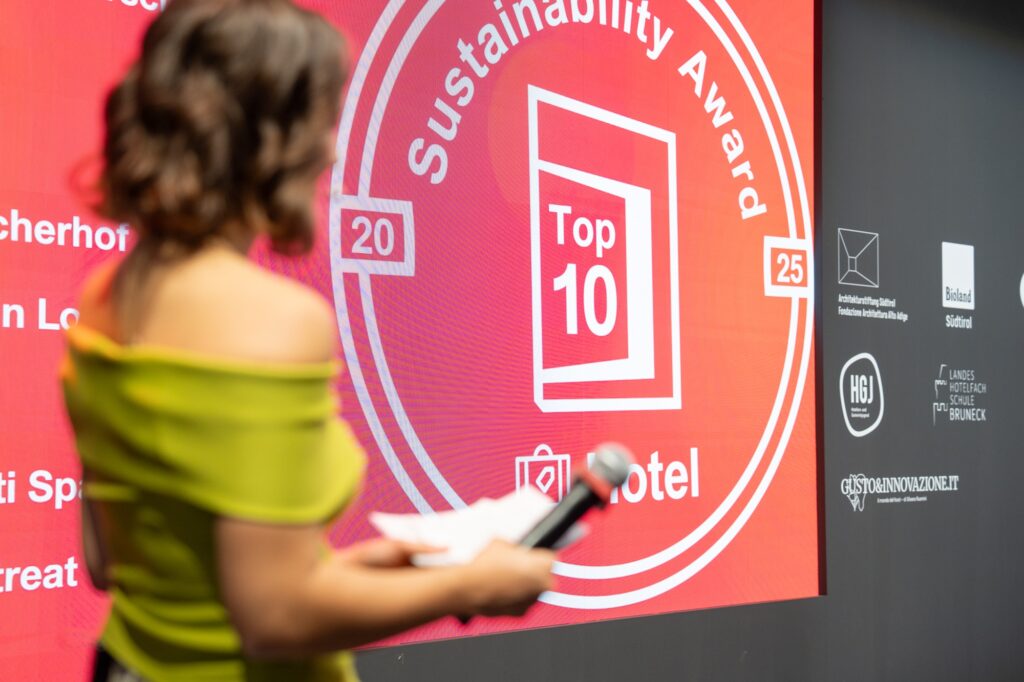 Hotel 2026 celebra 50 anni e guarda al futuro dell’ospitalità