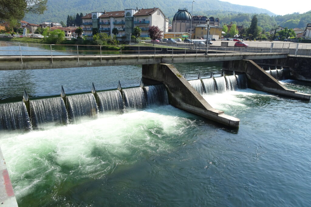 Penuria idrica in Ticino: accordo temporaneo tra Svizzera e Italia per sostenere il Lago Maggiore