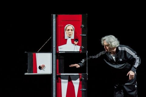 In/Civiltà è il titolo che Carmelo Rifici, 
