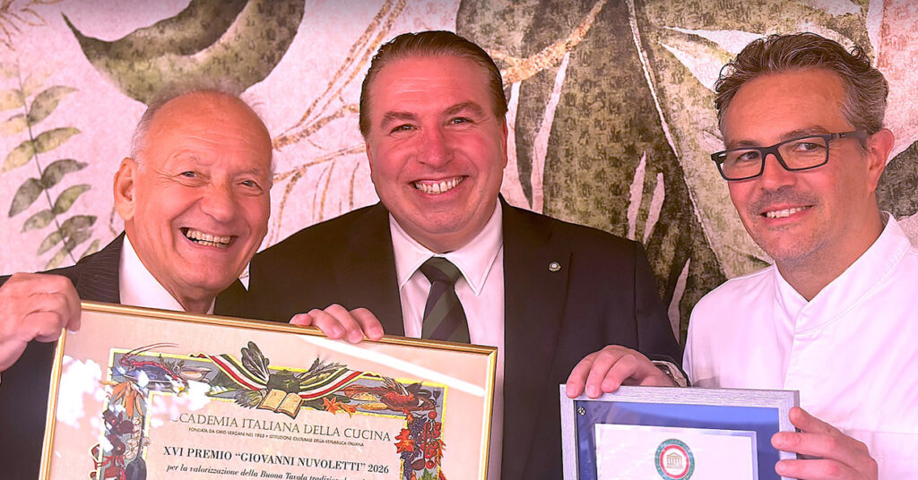 Premio Nuvoletti ad Alberto Dell’Acqua: riconoscimento per cinquant’anni di cultura gastronomica