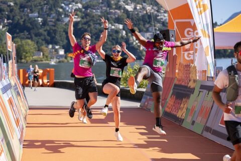 Il 26 e 27 settembre la manifestazione festeggia vent’anni con un programma articolato tra 5, 10 e 21 chilometri, Monte Brè, staffette, solidarietà e gare per bambini Meta description: StraLugano 2026 celebra vent’anni con due giorni di gare, il Campionato svizzero di mezza maratona e un programma aperto a tutte le età